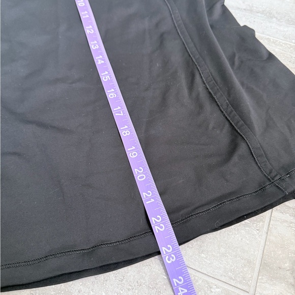 Lululemon Black Yoga Tank Open Lattice Back Athletic Top Women’s Size 6 - Picture 10 of 13